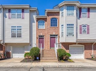 1342 Genovese Ln #1342, Rahway, NJ 07065