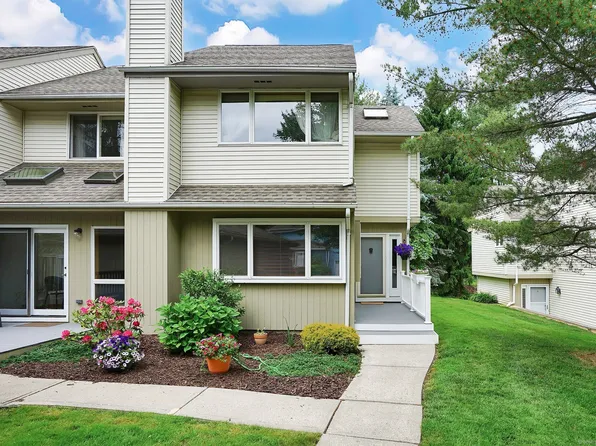 210 East Bass Lane #210, Suffield, CT 06078