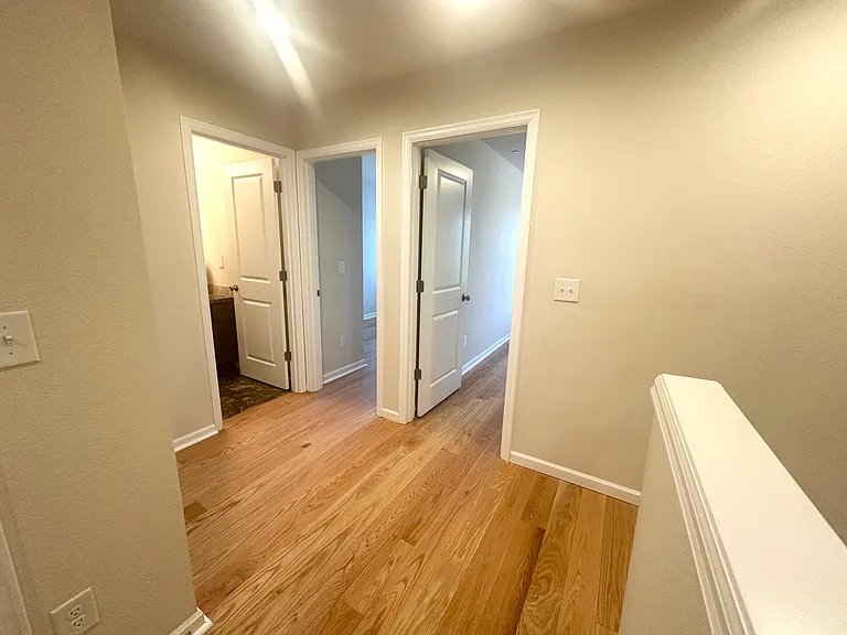12811 SE 155th Ave — Photo 8
