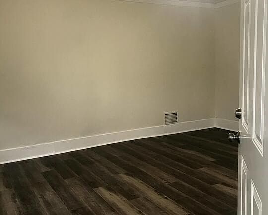 2nd image of 801 Waterloo St #2305