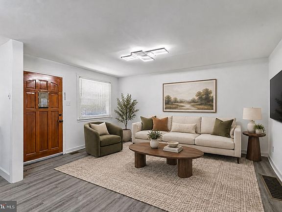 3rd image of 5836 Bustleton Ave