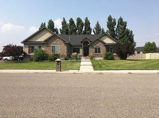 596 Aspen Dr, Rigby, ID 83442