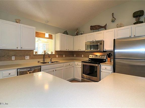 5th image of 1314 Corona Ave