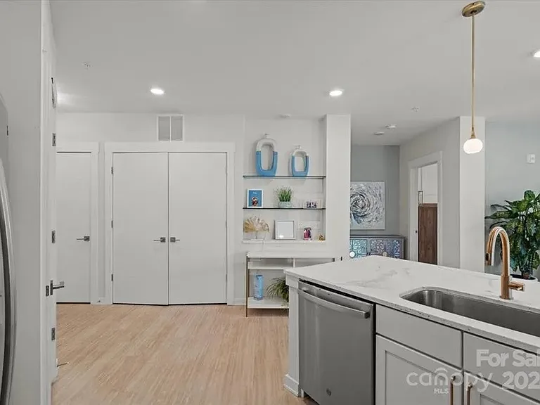 3630 Davidson St #3313 — Photo 10