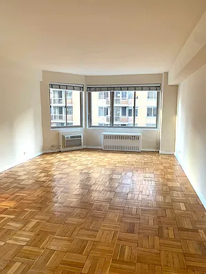 Rented by Corcoran | media 10