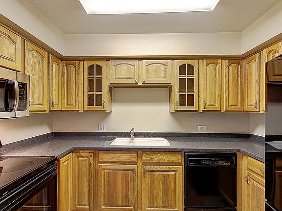 5th image of 1020 15th St APT 15G