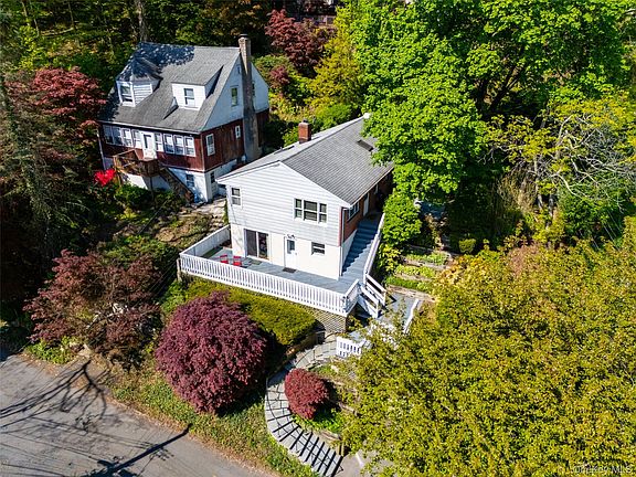 3rd image of 25 Hillside Avenue