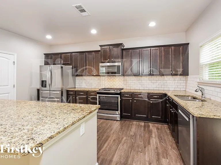 547 Winder Trl — Photo 5