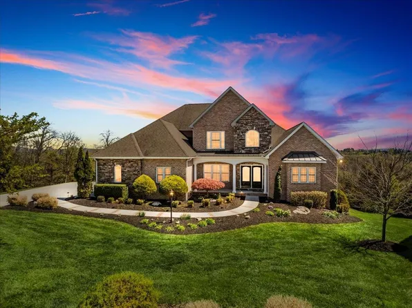 412 Sterling Heights Ln, Blacksburg, VA 24060