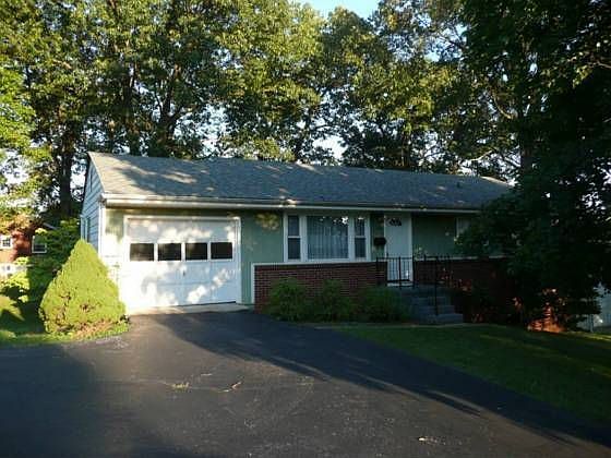 1st image of 517 Afton St