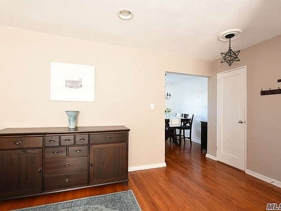 3rd image of 2 W Mill Dr APT 3E