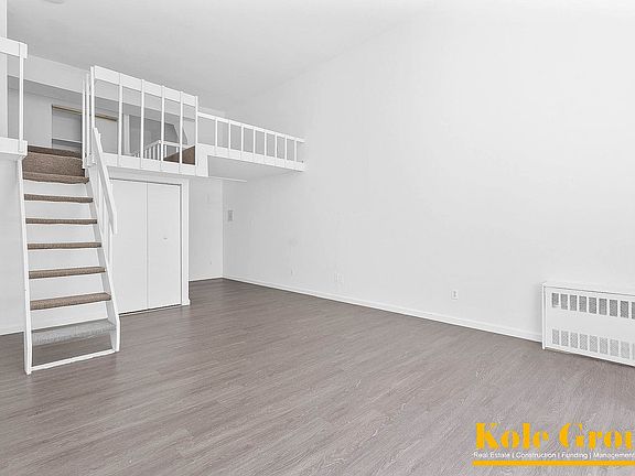 4th image of 88 Fulton St #212