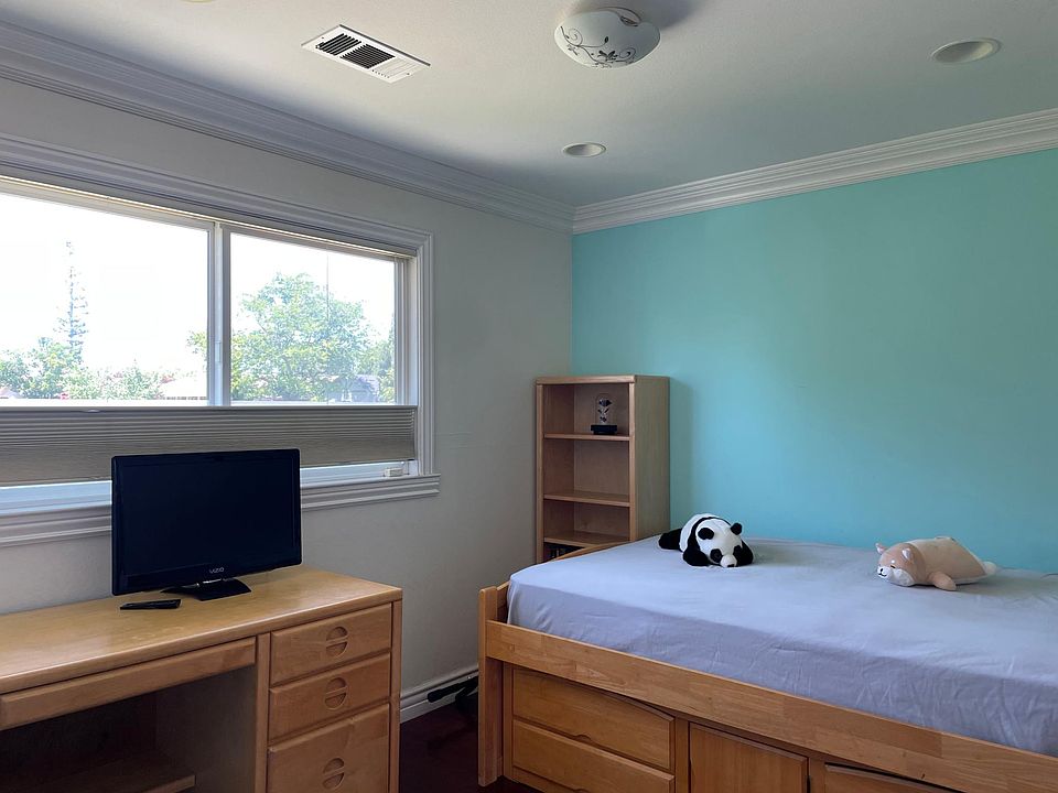 1st image of 2946 Mauricia Ave