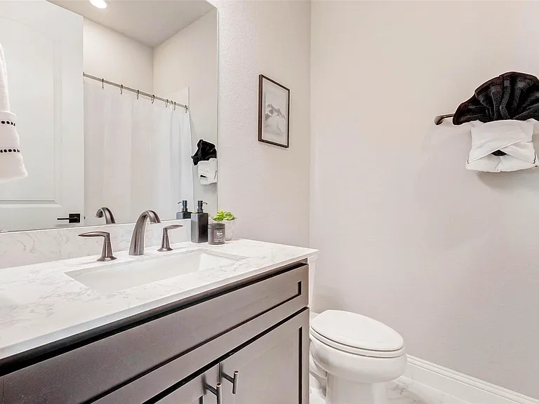 1719 Rustling Creek Dr — Photo 41