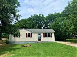 124 Cedar Ridge Dr, La Vergne, TN 37086