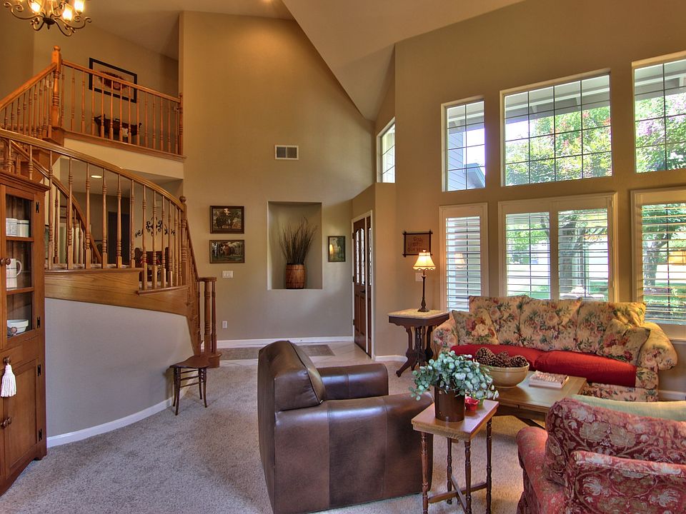 1st image of 6119 Cameo Dr