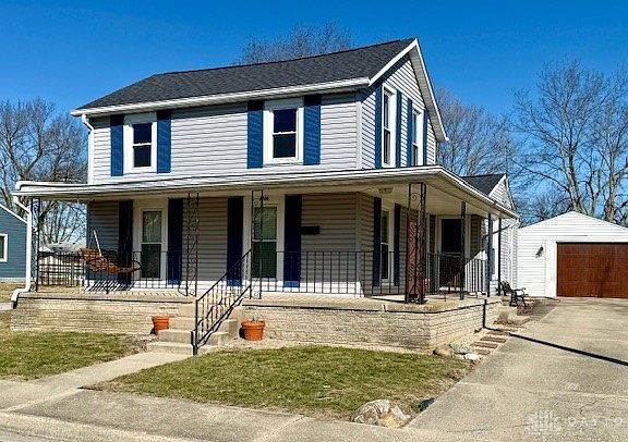 2nd image of 1416 W Grant St