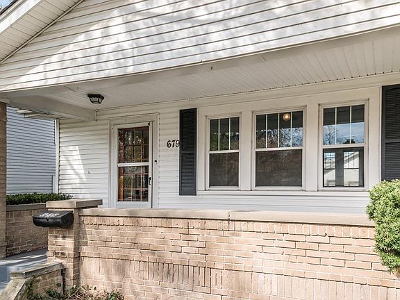 4th image of 679 Euclaire Ave