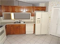 2nd image of 9806 Canterbury Dr