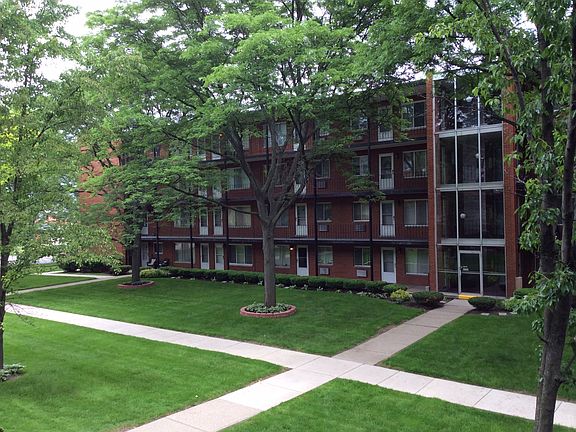 Great Royal Oak location! 