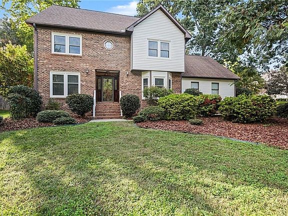 3rd image of 5509 Rutledge Dr