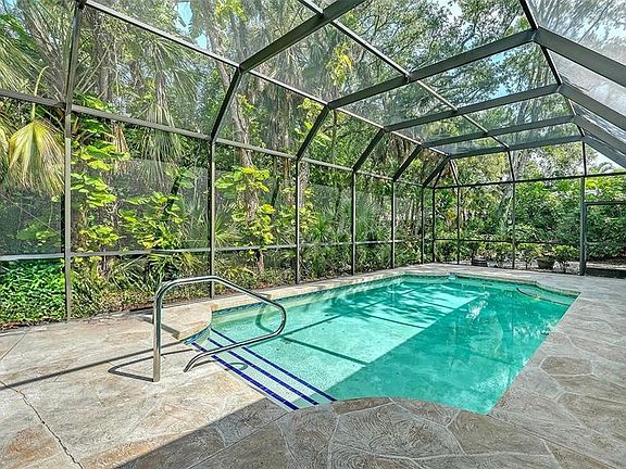 5th image of 2929 SANDRINGHAM PLACE