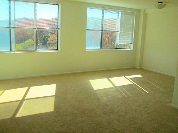 4th image of 6631 Wakefield Dr APT 714