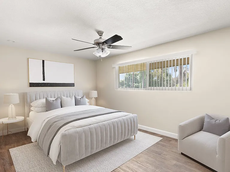 Waldorf Apartments- Riverside, CA — Photo 9