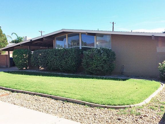 4th image of 4137 E Granada Rd