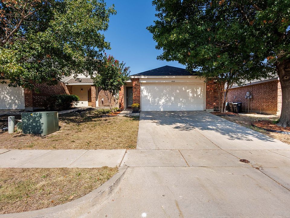 1st image of 4868 Waterford Dr