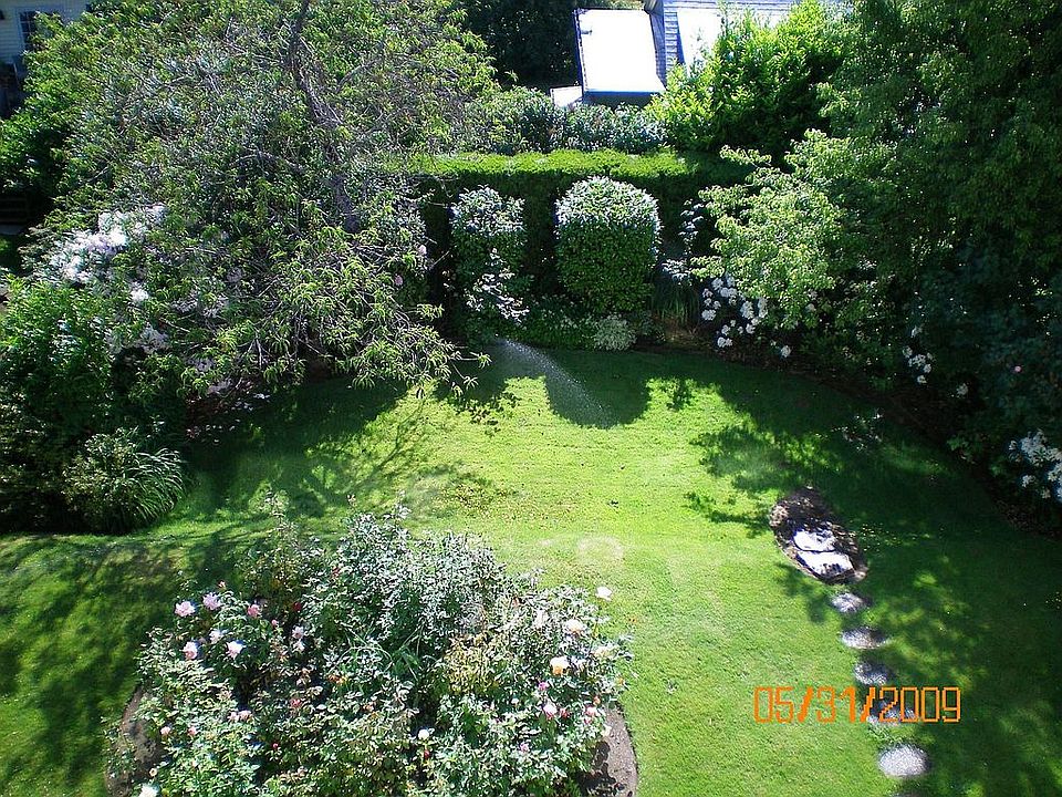 2nd image of 4014 SW Condor Ave