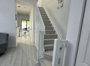 10907 W 32nd Ln #10907, Hialeah, FL 33018