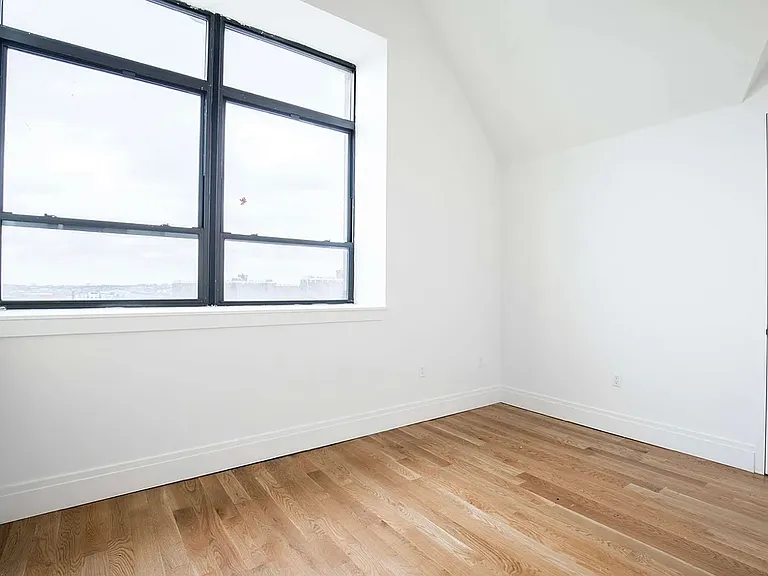 18 Monitor St #5H — Photo 11