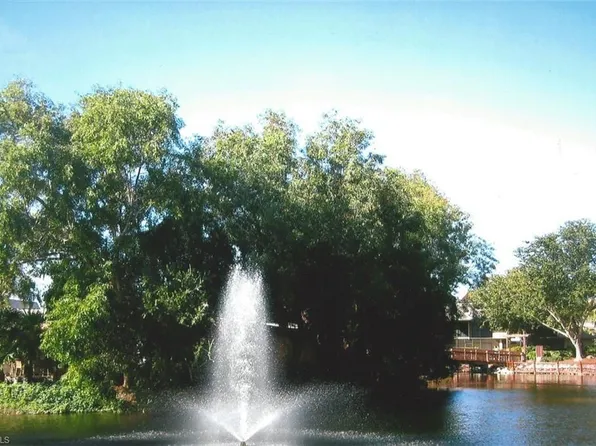 600 Neapolitan Way, Naples, FL