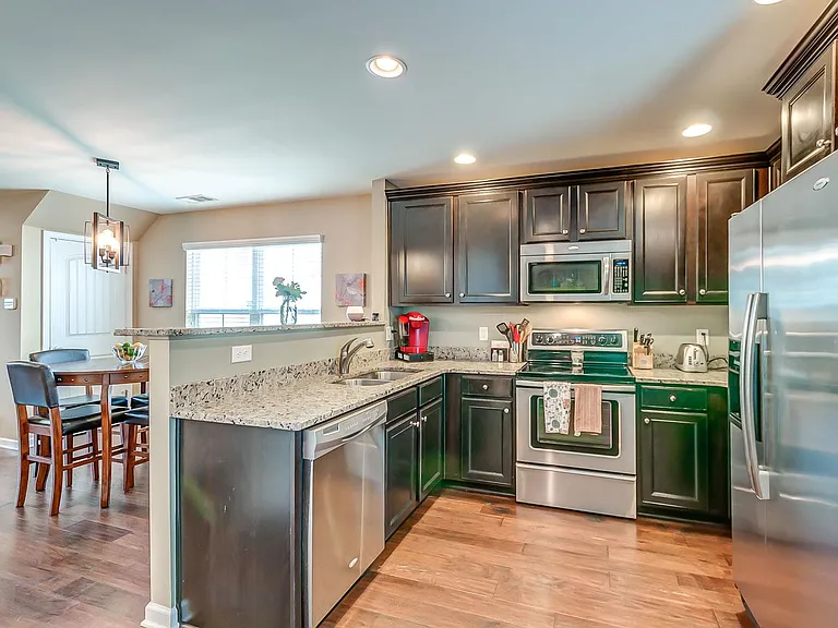 1431 Riverbrook Dr #1 — Photo 6