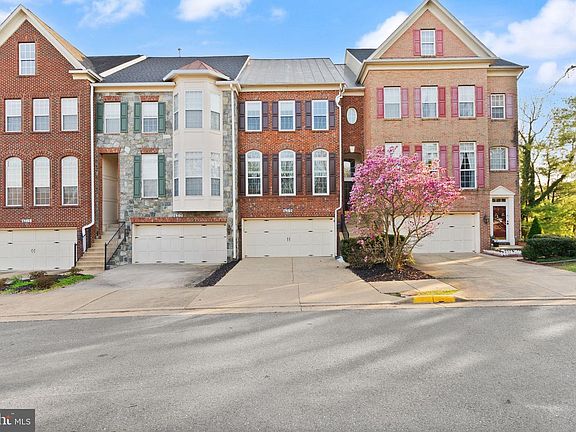 2nd image of 6719 Aspen Trace Ct