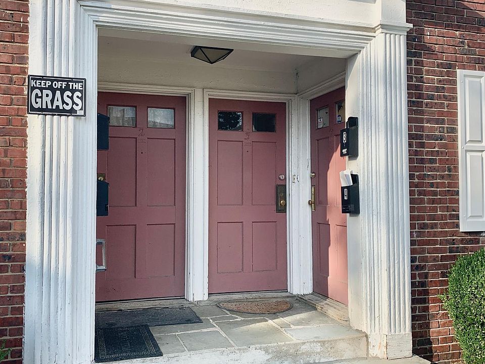 1st image of 450 Maryland St #3