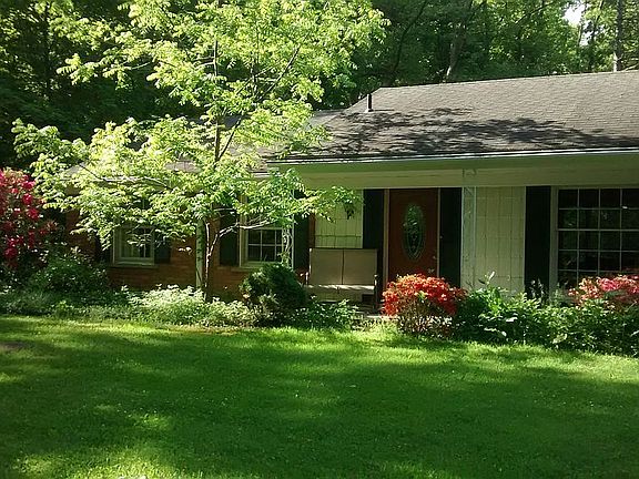 2nd image of 30500 Glenmuer St