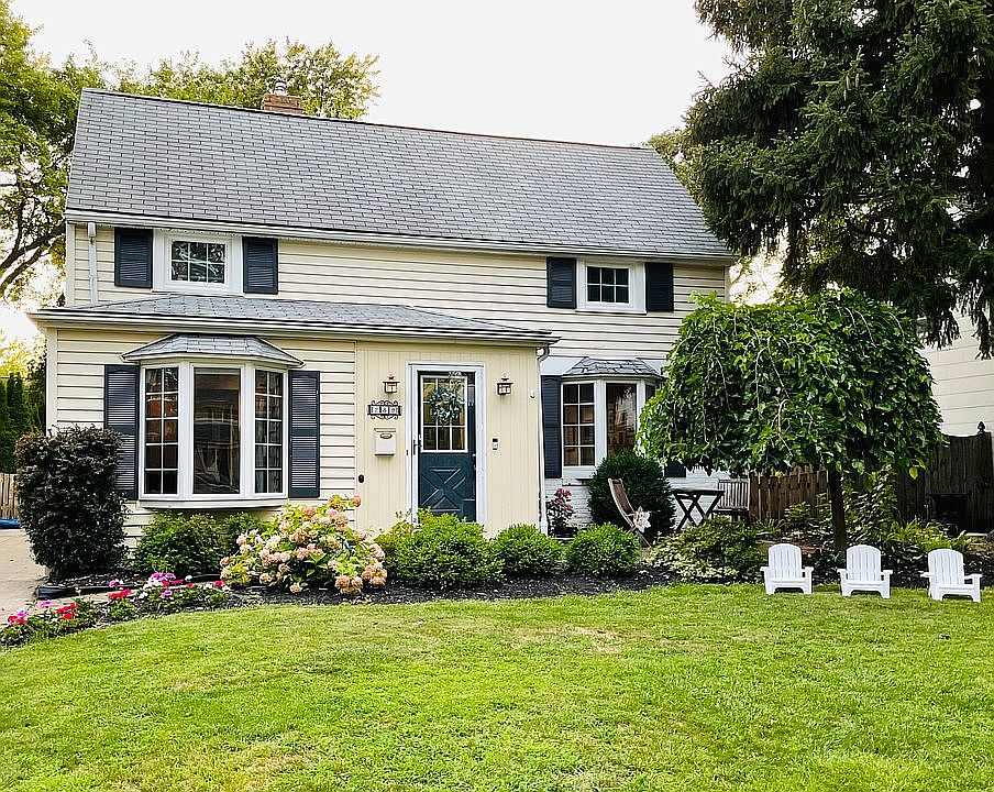 1st image of 289 Bernhardt Dr