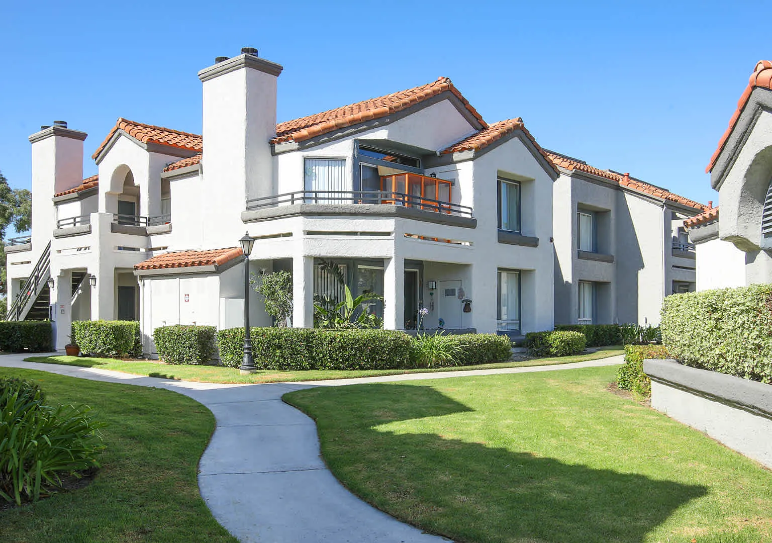 Vista Del Lago — Photo 4