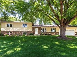 2711 57th St NW, Rochester, MN 55901