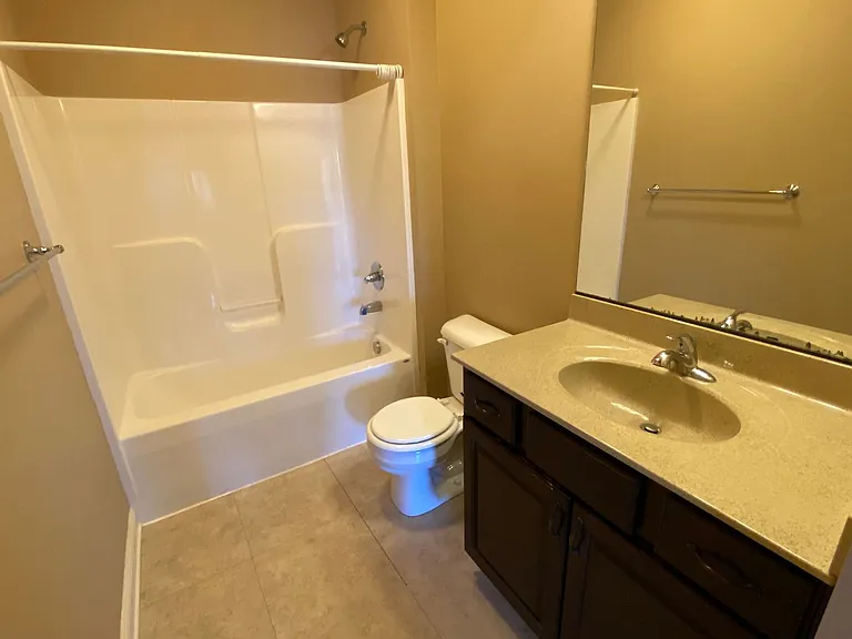 2805 Northridge Pkwy #208 — Photo 13