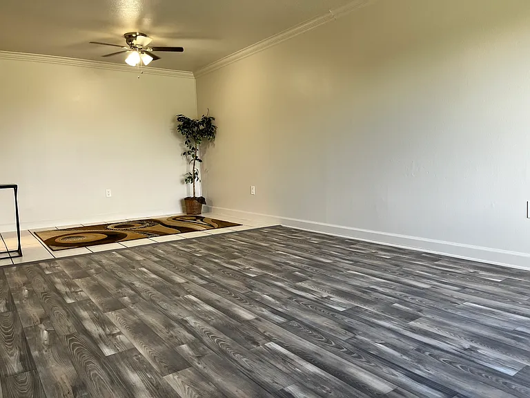 827 Lowell Blvd #16 — Photo 7