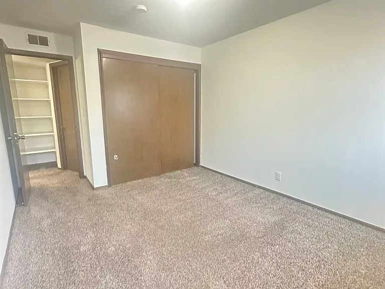 875 N 25th St #883 — Photo 9