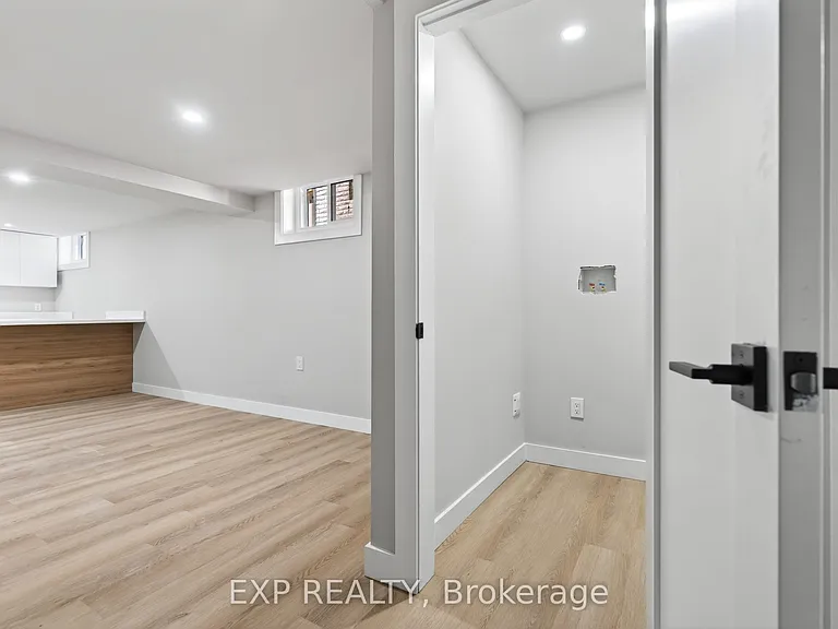 263 Anne St N #3 — Photo 8