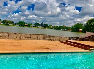 8661 NW 4th St, Pembroke Pines, FL 33024