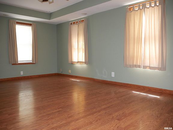 5th image of 319 N 2nd St