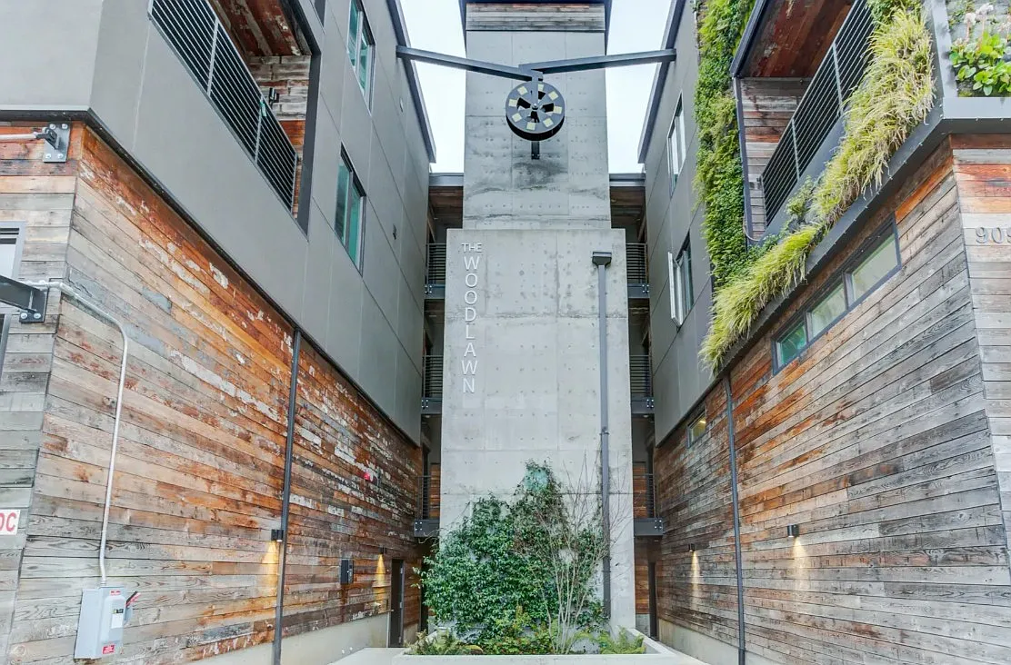 The Woodlawn — Photo 4