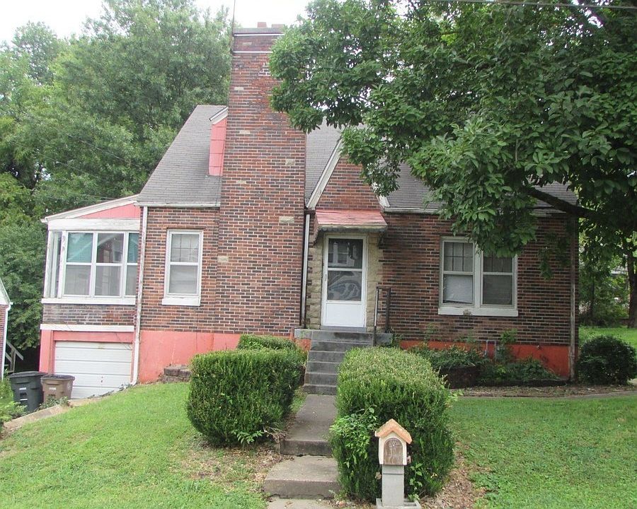 1st image of 816 Illinois St
