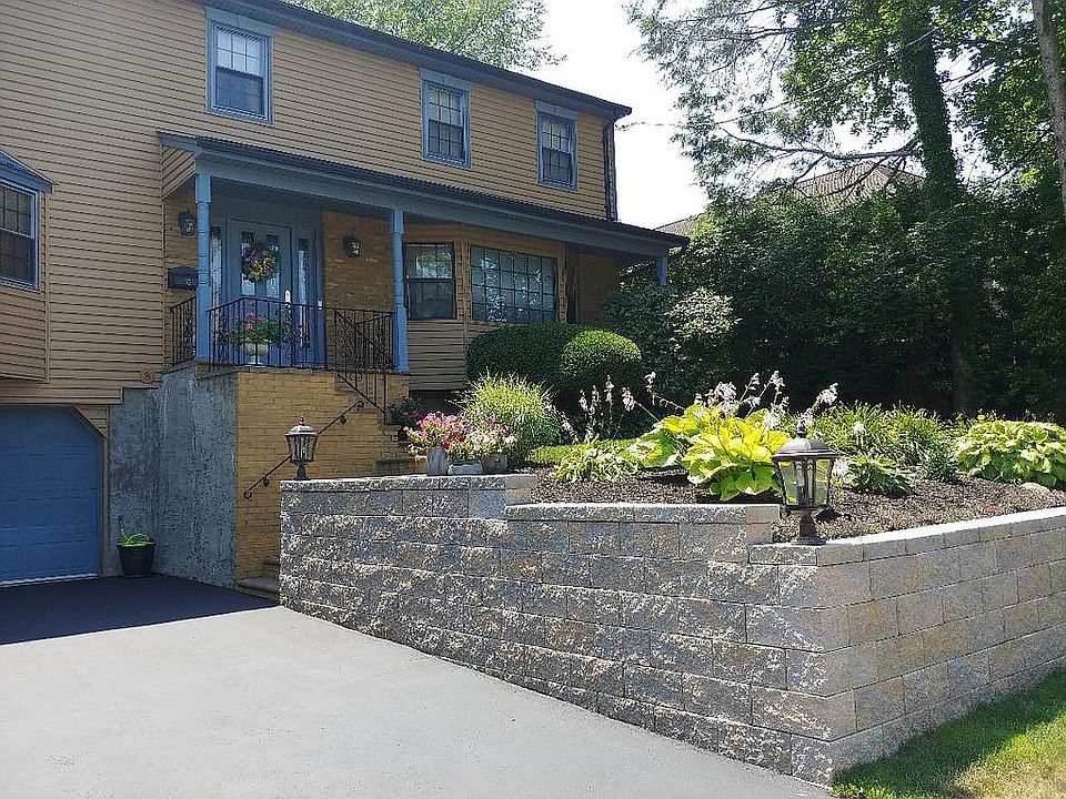 2nd image of 72 Todd Dr N